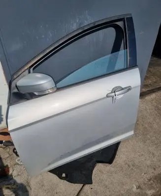 Ford Focus Front door PBM51A20125BF