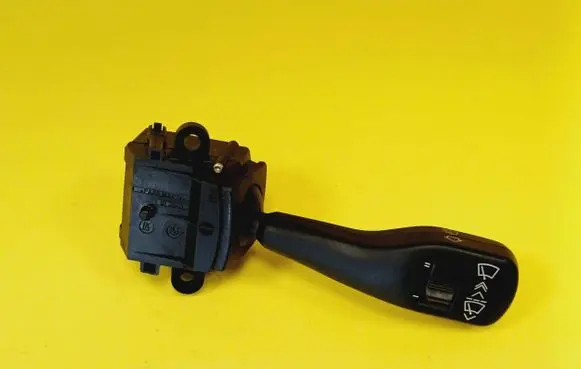 BMW 3 E46 Indicator stalk 8363668K