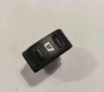 Citroen Xsara Picasso Electric window control switch 22681