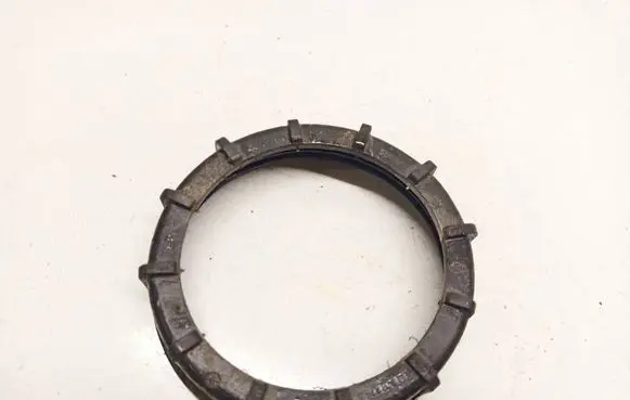 Seat Alhambra (Mk1) In tank fuel pump screw locking ring/nut 321201375a