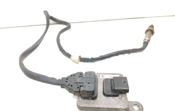 Volkswagen PASSAT B8 Lambda probe sensor 04L907805E 5WK97254 1603240196