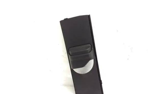 Mercedes-Benz GLC C253 Seat belt trim A2536902101