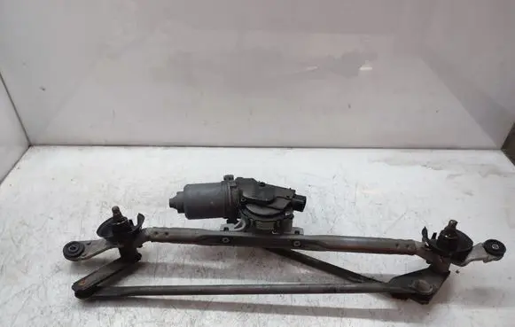 Front wiper linkage and motor