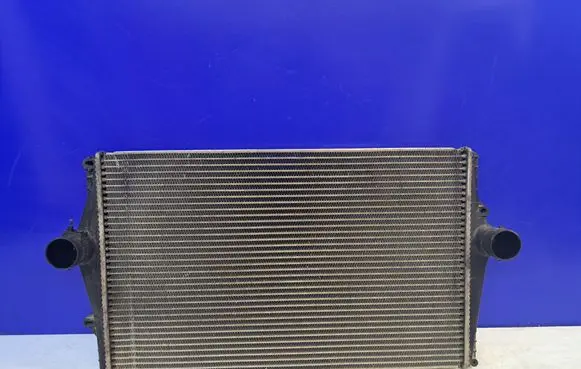 Volvo S60 Intercooler radiator 8671694
