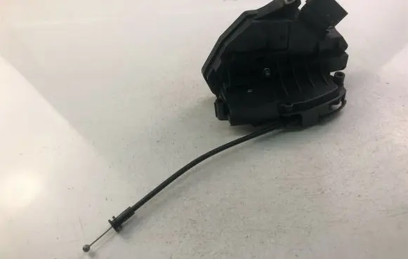 Volvo V60 Rear door lock 31301746 K4646