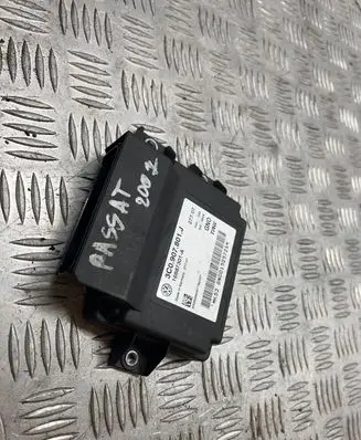 Volkswagen PASSAT B6 Hand brake control module 3C0907801J 16887301A