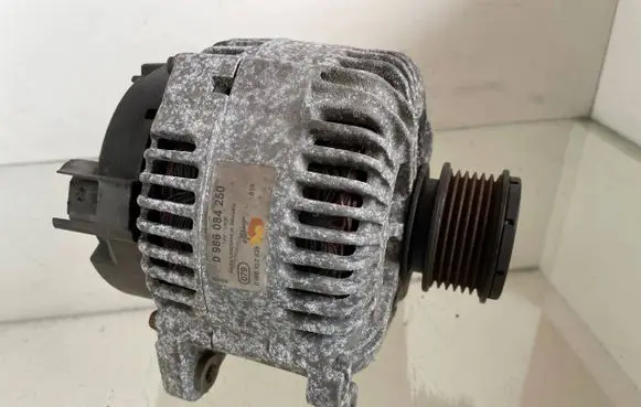 Audi A6 S6 C6 4F Generator/alternator 0986084250 0986XL2439