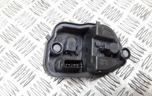 Tail light bulb cover holder