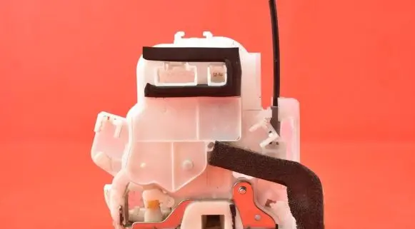 Subaru Forester SH Front door lock