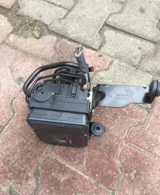 Volvo V40 ABS Pump