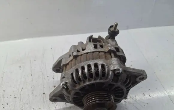 Mazda 323 F Generator/alternator A2T39391 12V70A5807 B6BF