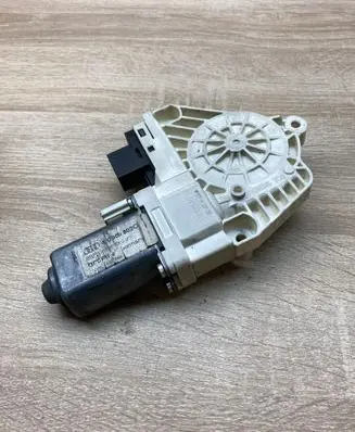 Audi A6 S6 C6 4F Rear door window regulator motor 4F0959802C