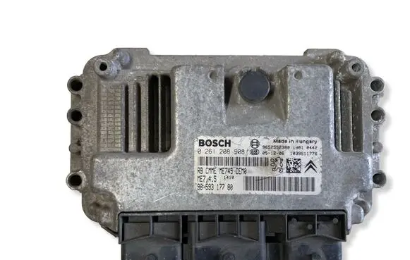 Peugeot 308 SW Engine control unit/module 9652552380