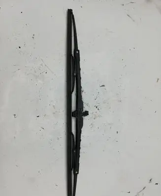 Mitsubishi L200 Windshield/front glass wiper blade NOCODE