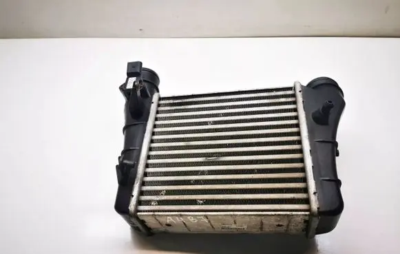 Audi A4 S4 B7 8E 8H Intercooler radiator 4E0145805AA 0281002401 4E0145805