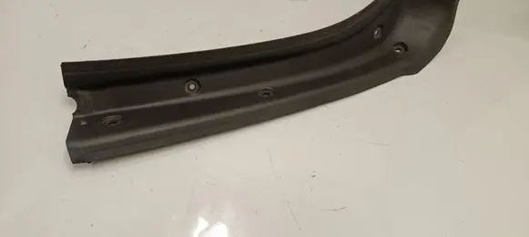 Mercedes-Benz GLE (W166 - C292) Other trunk/boot trim element A1666930300