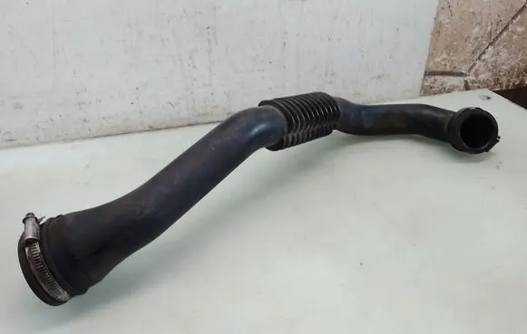 SsangYong Rexton I Intercooler hose/pipe 2375008402