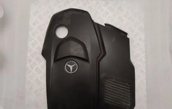 Mercedes-Benz CLS C257 Engine cover (trim) A6560104100