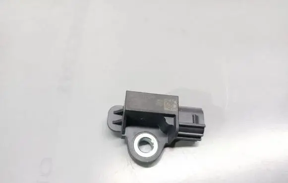 Renault Kadjar Airbag deployment crash/impact sensor K88303RA0A