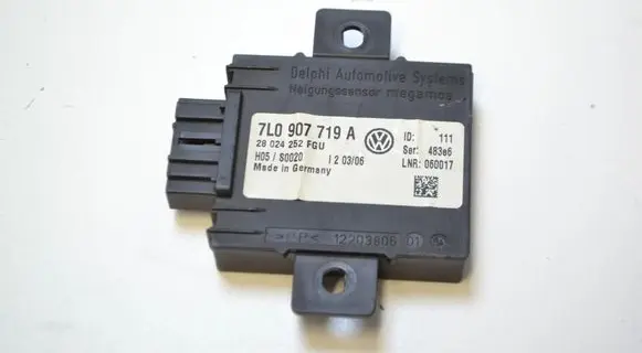 Volkswagen Phaeton Other devices 7L0907719A