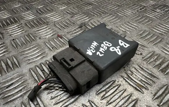 Volkswagen PASSAT B8 Fuel injection pump control unit/module 17052099292 5Q0906093A 020317