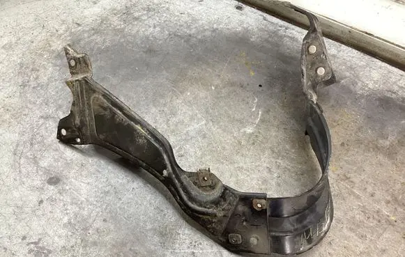 Mercedes-Benz A W169 Headlight/headlamp mounting bracket 