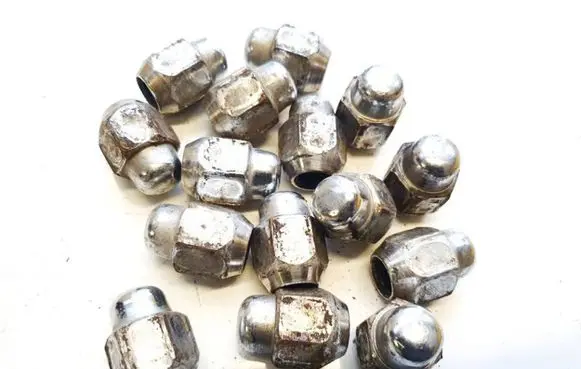Hyundai Santa Fe Nuts/bolts 