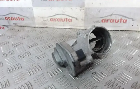 Volkswagen Touareg I Throttle valve 07Z128089A