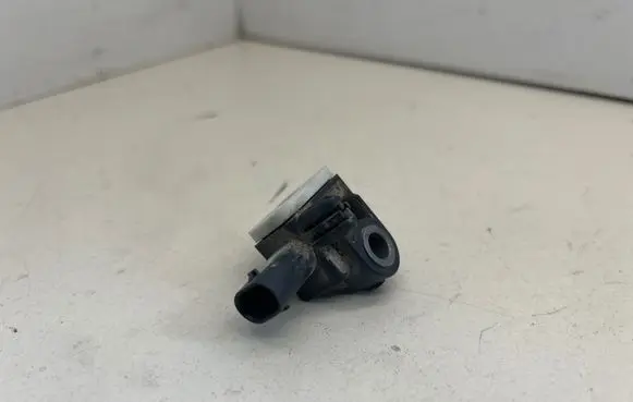 Volkswagen Polo V 6R Airbag deployment crash/impact sensor 2H0959351