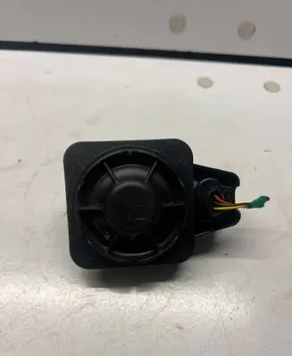 Audi A4 S4 B9 Alarm system siren 5Q0951605A
