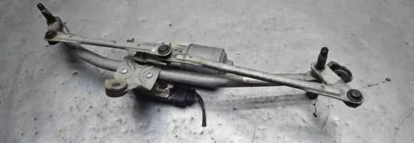 BMW X3 F25 Front wiper linkage and motor 7213275 3397021315 20121118