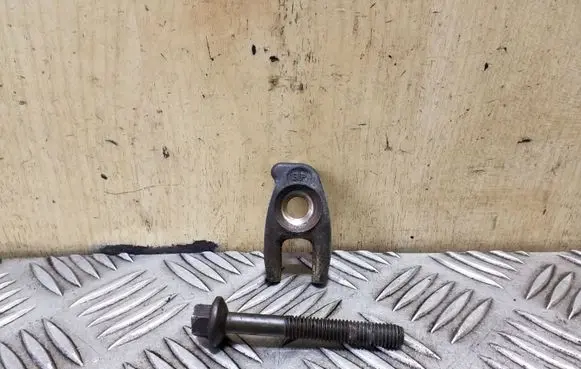 Renault Scenic III - Grand scenic III Fuel Injector clamp holder