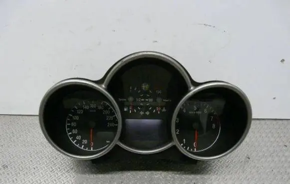 Alfa Romeo 147 Speedometer (instrument cluster) 735290180 110008953006
