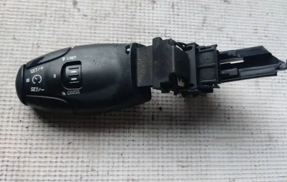 Citroen C5 Multifunctional control switch/knob 9641796480