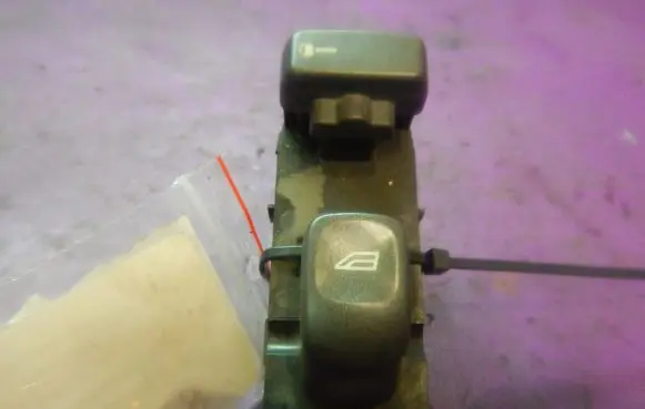 Volvo S40, V40 Quarter vent window switch 30889753