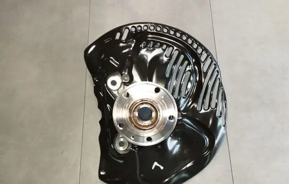 Cupra Formentor Front wheel hub 5WA407257B