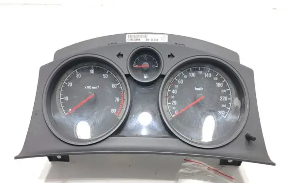Speedometer (instrument cluster)