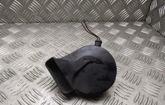 Volvo S60 Horn signal E349042