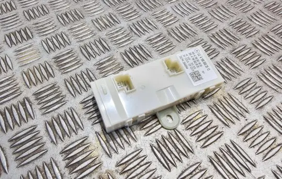 Mercedes-Benz ML W166 Tailgate/trunk control unit/module A1669003513 A1669028805 A1669019604
