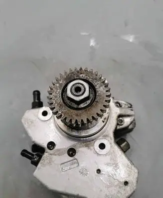 Fuel injection high pressure pump