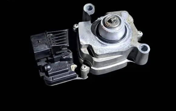 BMW X5 E70 Transfer box differential control unit 7643762