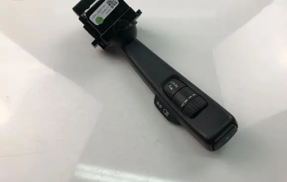 Volvo V40 Indicator stalk 31394001