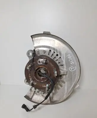 Chrysler Pacifica Front wheel hub 68189019AB