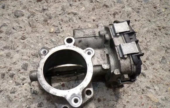 Iveco Daily 6th gen Throttle body valve 5802766457