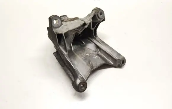 Audi A4 S4 B9 Engine mounting bracket 4M0199307BN