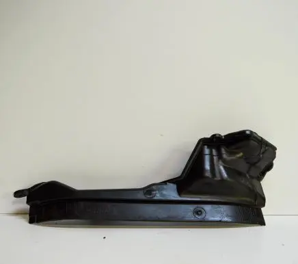 BMW 5 F10 F11 Other engine bay part 7204336