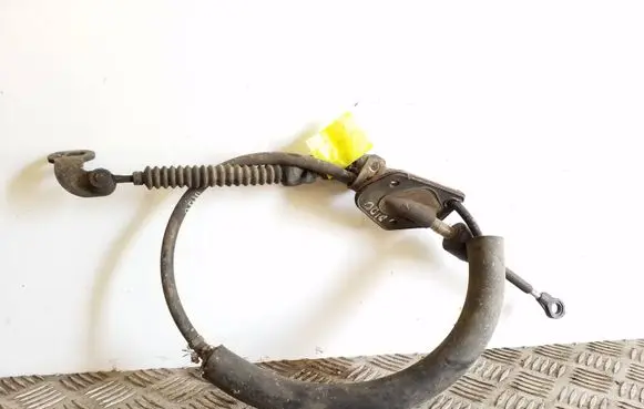 Mitsubishi Pajero Gear shift cable linkage