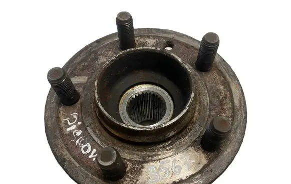 Land Rover Discovery Front wheel hub