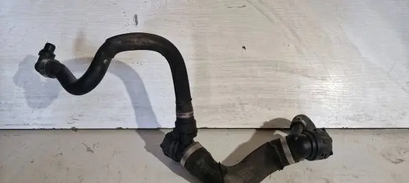 BMW X5 E70 Engine coolant pipe/hose 7798496 5470810