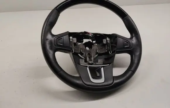 Renault Latitude (L70) Steering wheel